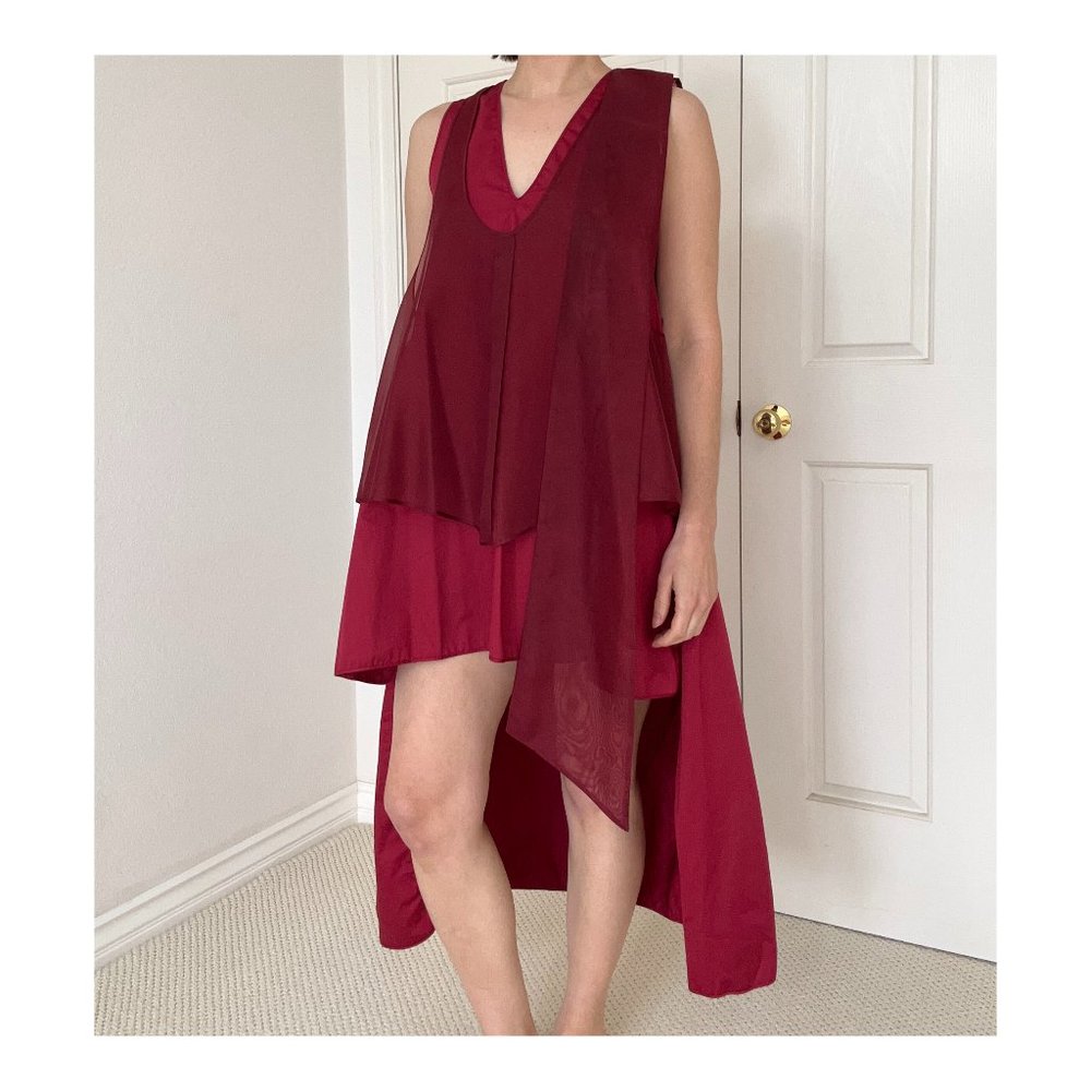 ZEYNEP TOSUN Cocktail Sleeveless Tunic Dress in Red & Burgundy, Layers.